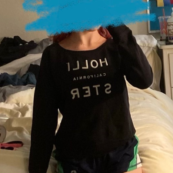 Hollister Sweatshirt - Picture 1 of 6